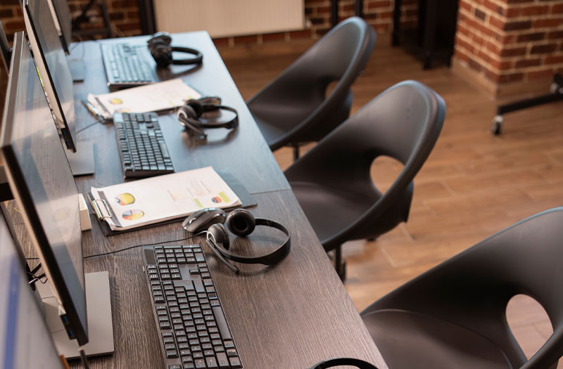 mutiple stations equipped with tech devices