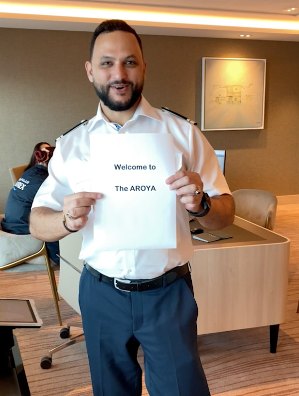 Aroya staff welcoming