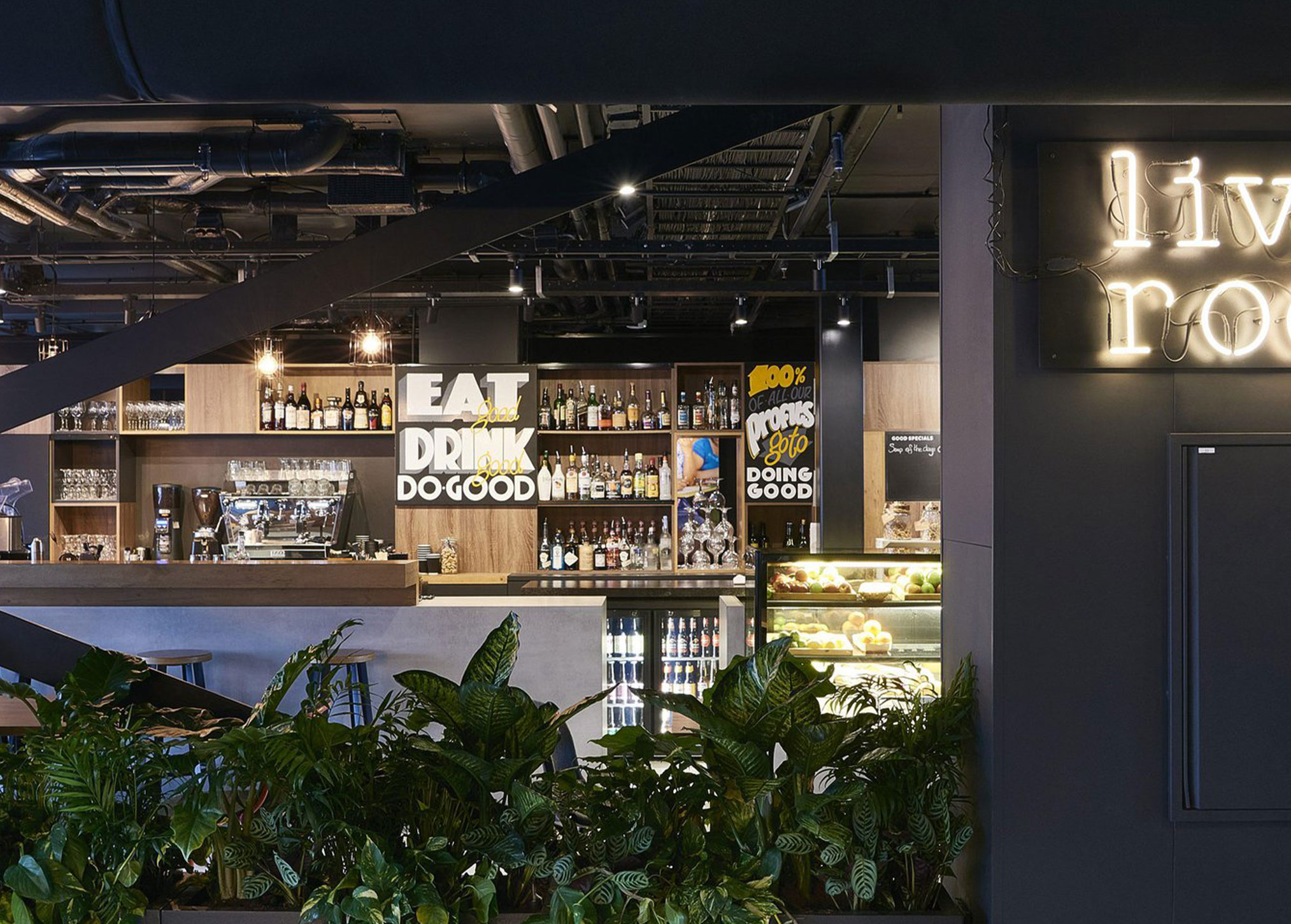 Hosted Bar Service
