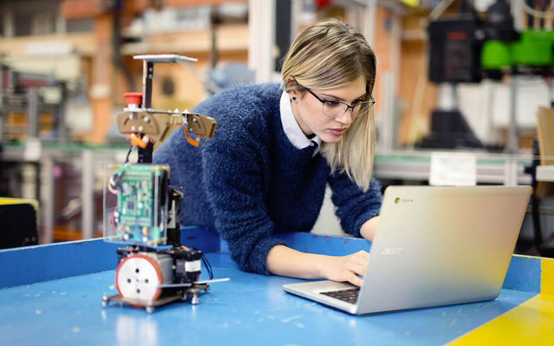 Business professional working with the Chrome OS