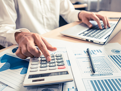 Budgeting lifestyle image