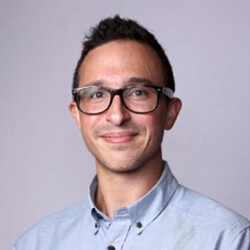 Simon Margolis headshot