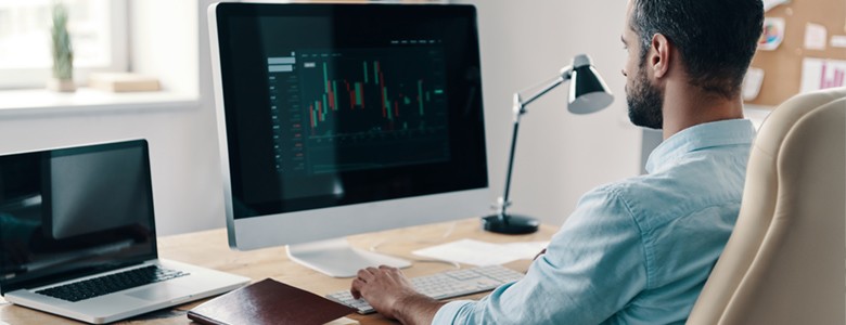 Azure v AWS Azure v AWS