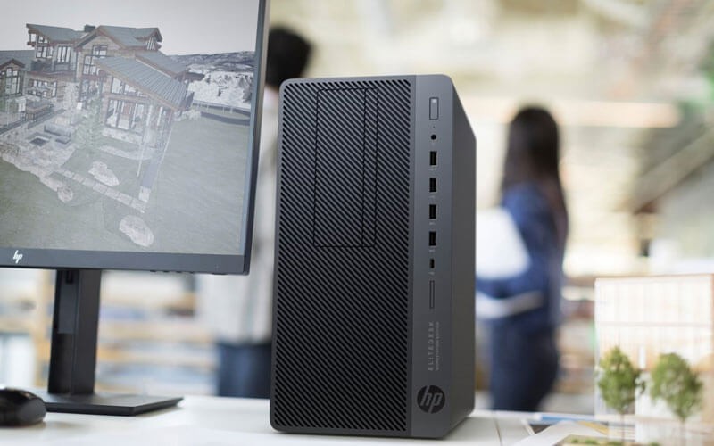 HP EliteDesk 800 G4 Tower HP EliteDesk 705 G4 Microtower in use on desk