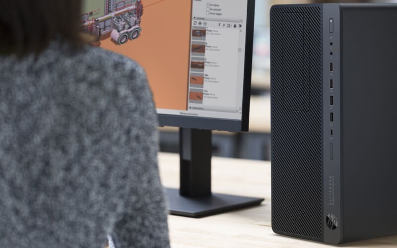 HP EliteDesk 800 G4 Tower HP EliteDesk 800 G4 Tower in use on desk