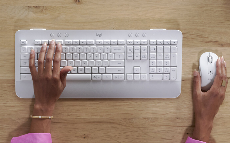 Logitech MK650 combo Mk650 combo keyboard and mouse