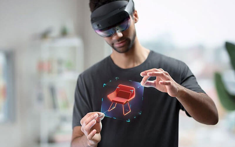 Microsoft Hololens Microsoft Hololens in use