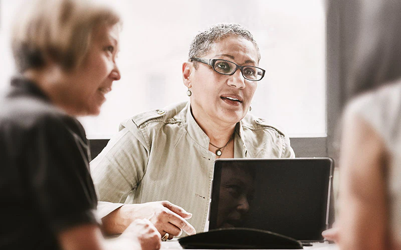 women having a meeting