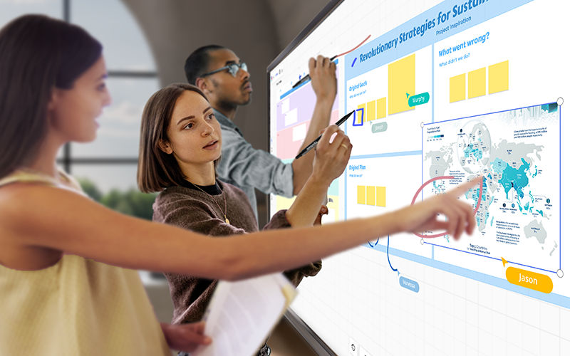 Inspire collaboration with Viewsonic Interactive display in a meeting room